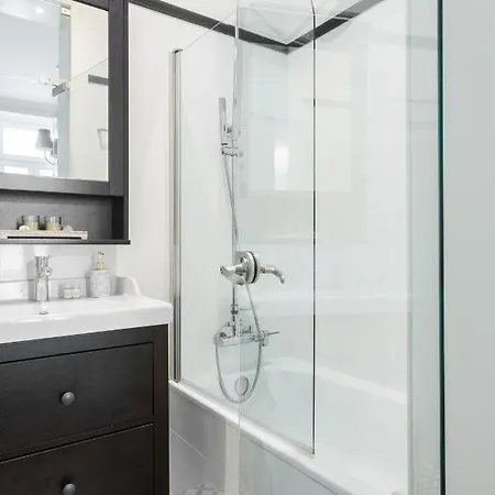 奥古斯塔街213 - 3 Esq公寓